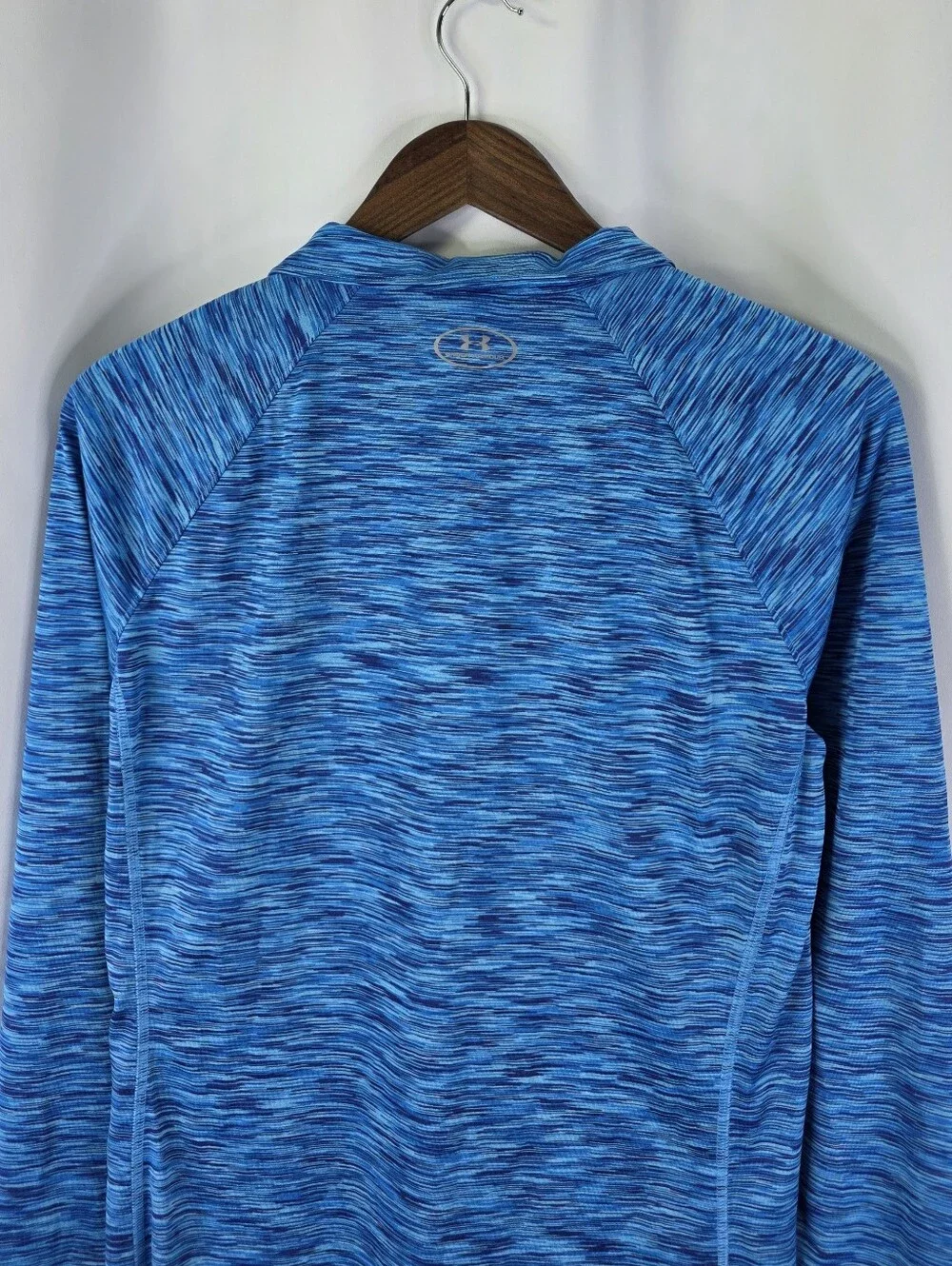 Under Armour Women’s Large Pullover 1/4 Zip Blue Stretch Long Sleeve Lightweight